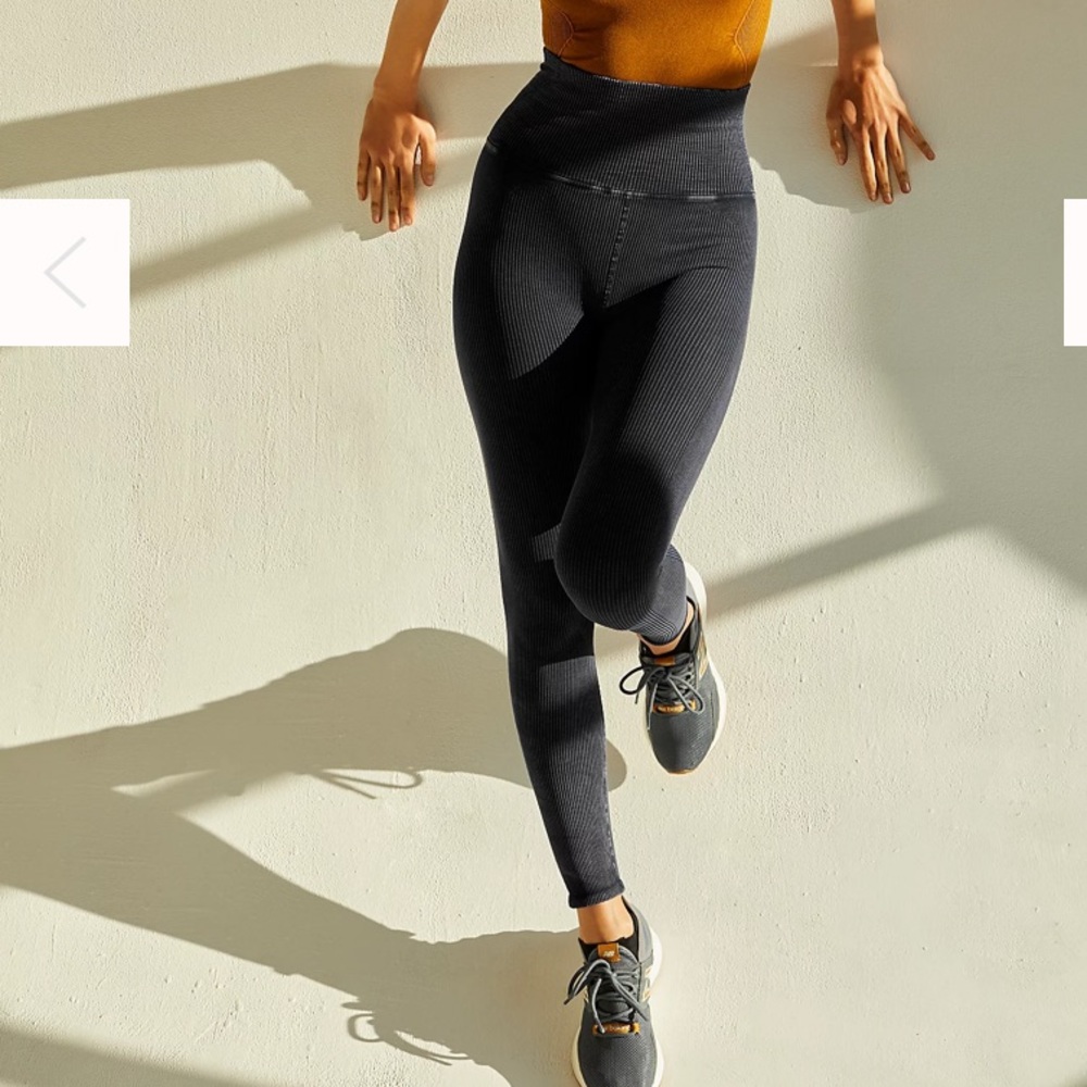 FP Movement Happiness Runs Ultra HighRise 7/8 Legging Vintage Navy NWOT XS/S